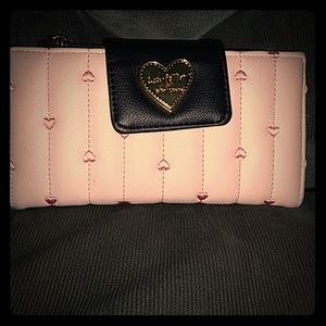 Betsey Johnson wallet